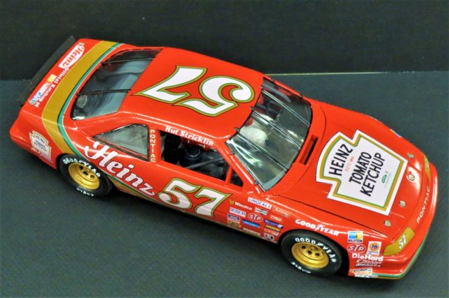 Pontiac Grand Prix NASCAR | Hub Hobby Shop